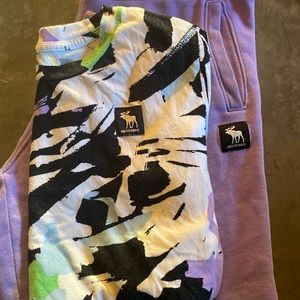 Boys Abercrombie set. Fleece shorts and tshirt